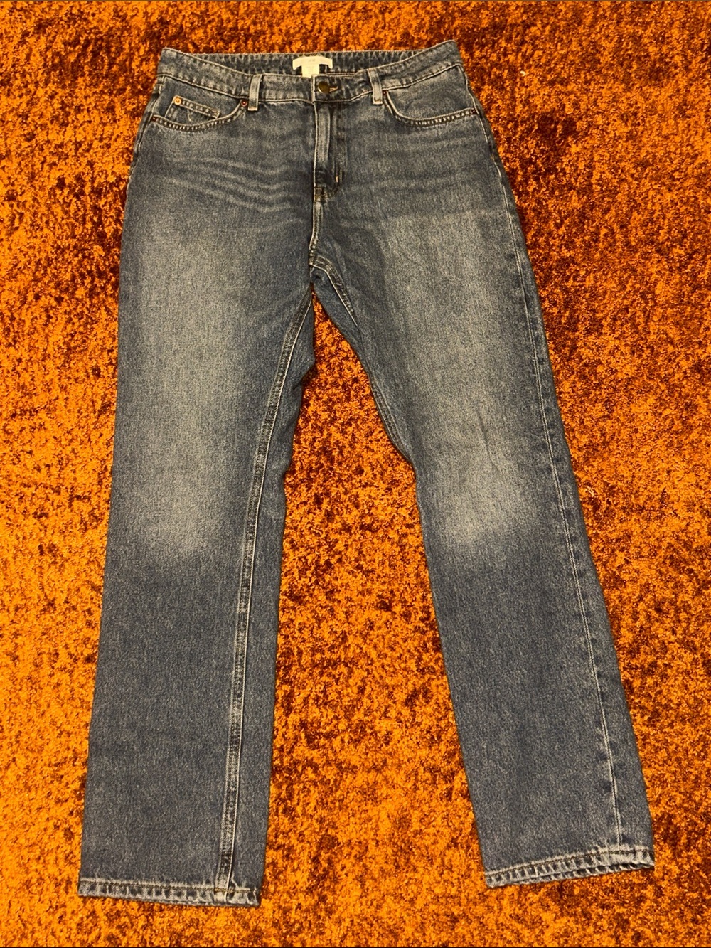 H&M Women's Medium Blue Straight Jeans with Subtle Fade